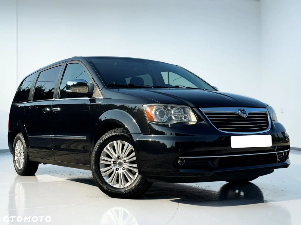 Lancia Voyager 2.8 Multijet 16v Platinum - 2