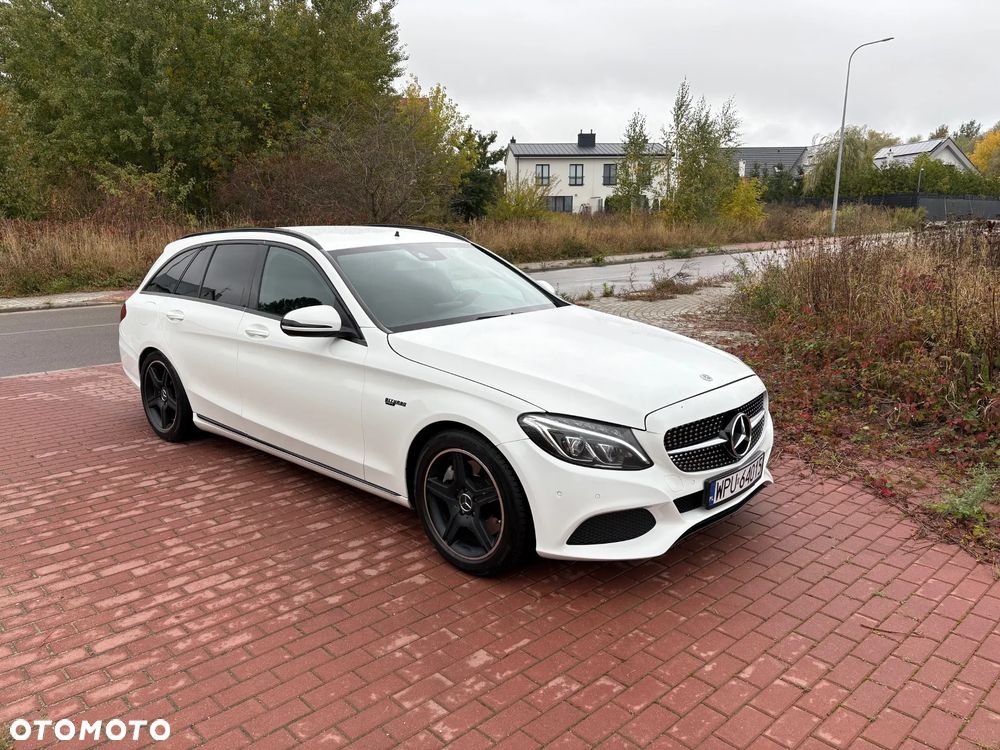 Mercedes-Benz Klasa C 250 (BlueTEC) d 4Matic 7G-TRONIC AMG Line - 3