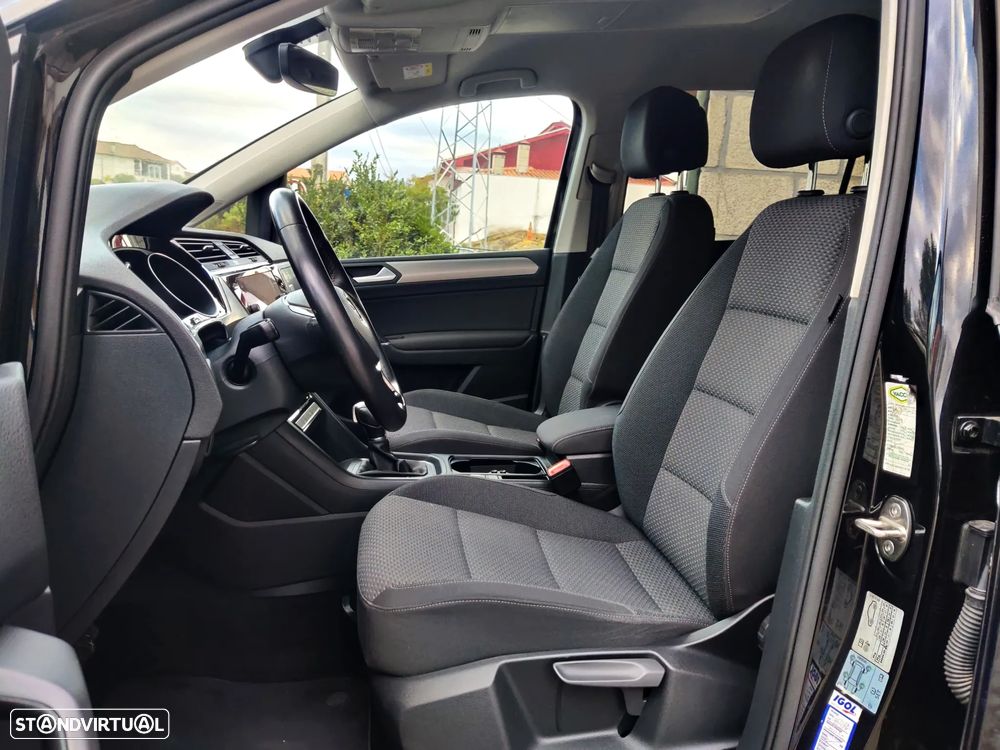VW Touran 1.6 TDI Confortline DSG - 8