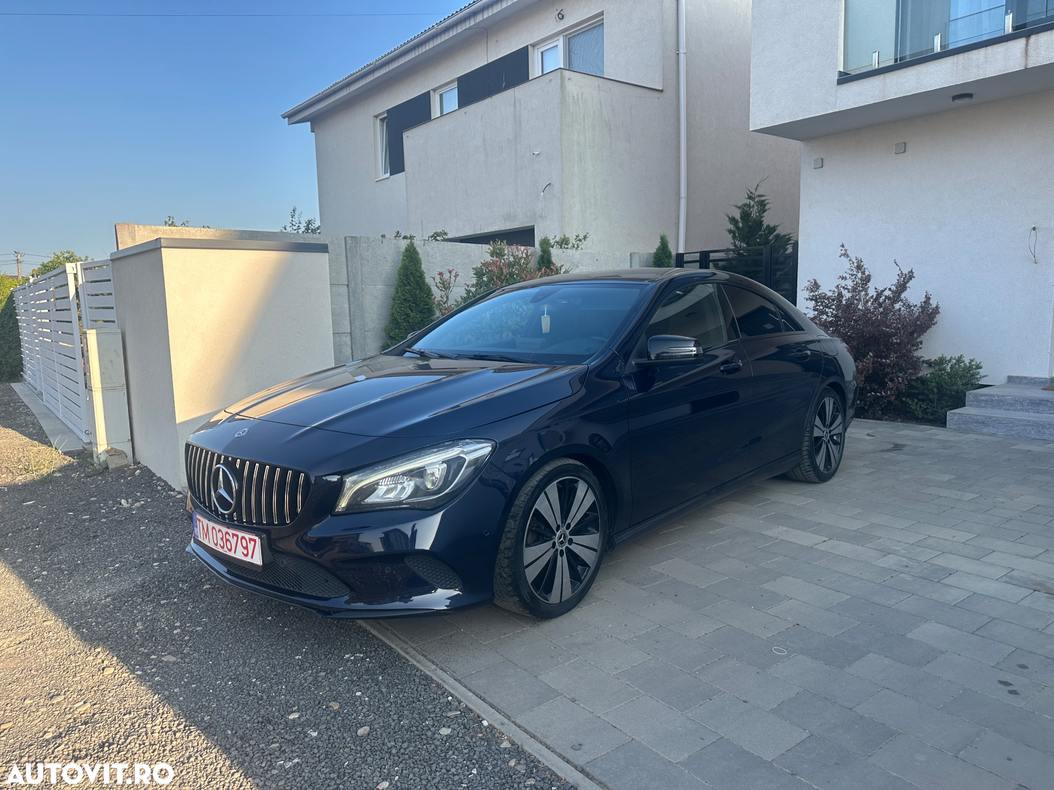 Mercedes-Benz CLA 200 (CDI) d 7G-DCT Urban - 4