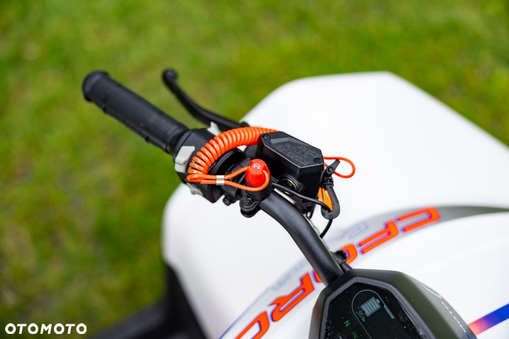 CFMoto CForce - 16