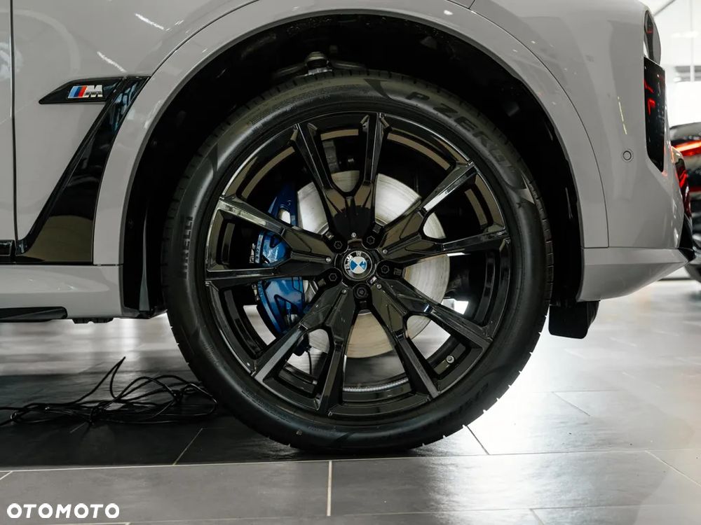 BMW X7 - 6