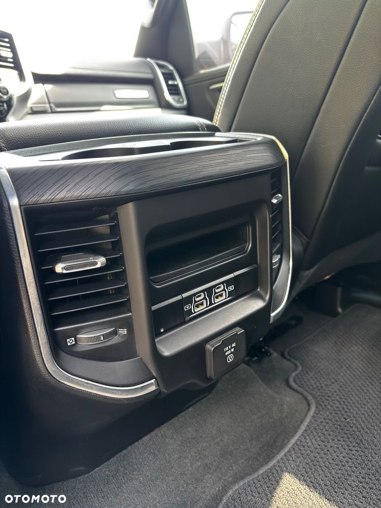 RAM 1500 5.7 eTorque Quad Cab Longbed Laramie Black - 35