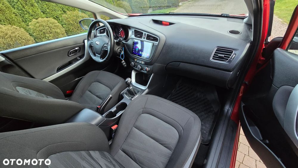 Kia Ceed - 29