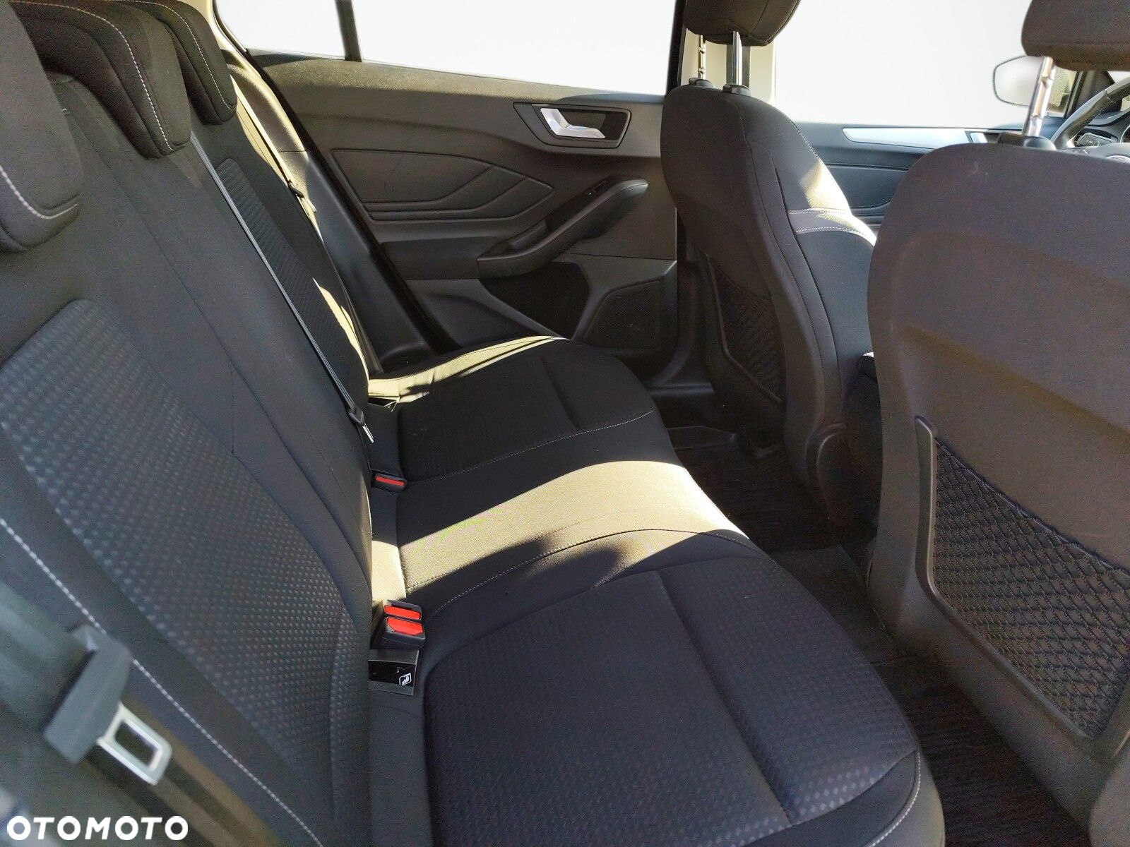 Ford Focus - 16