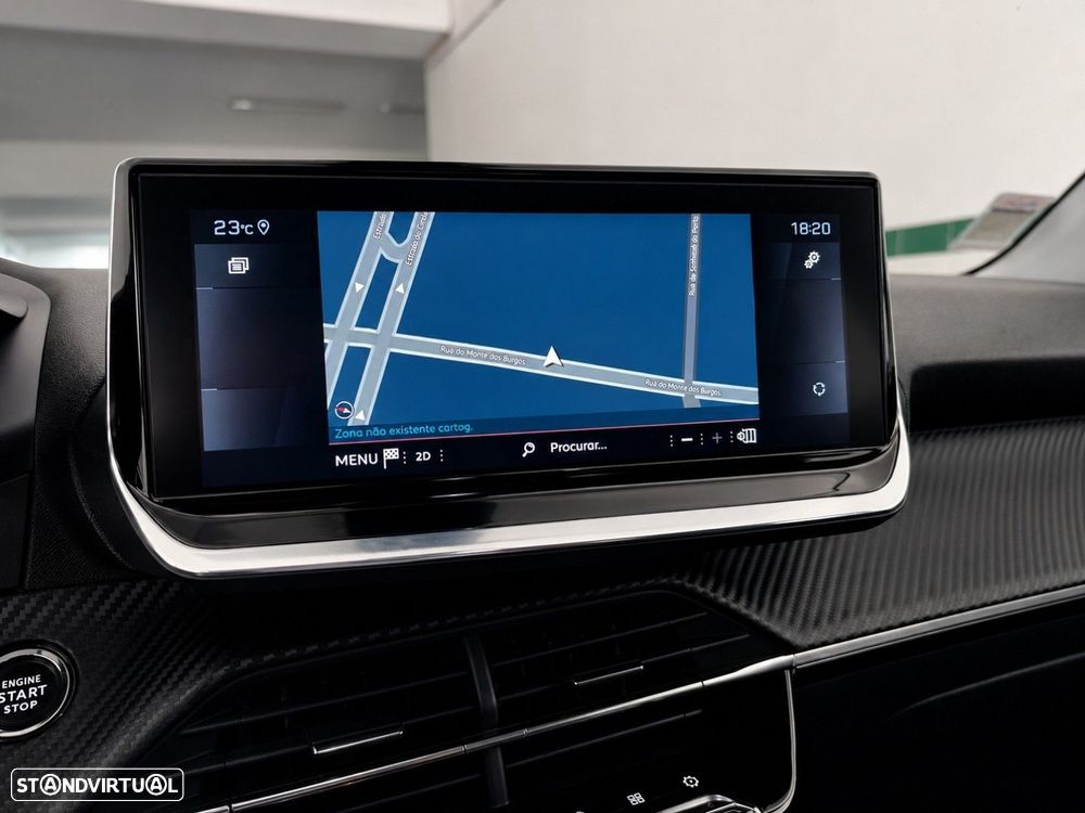 Peugeot 2008 1.2 PureTech Allure EAT8 - 27