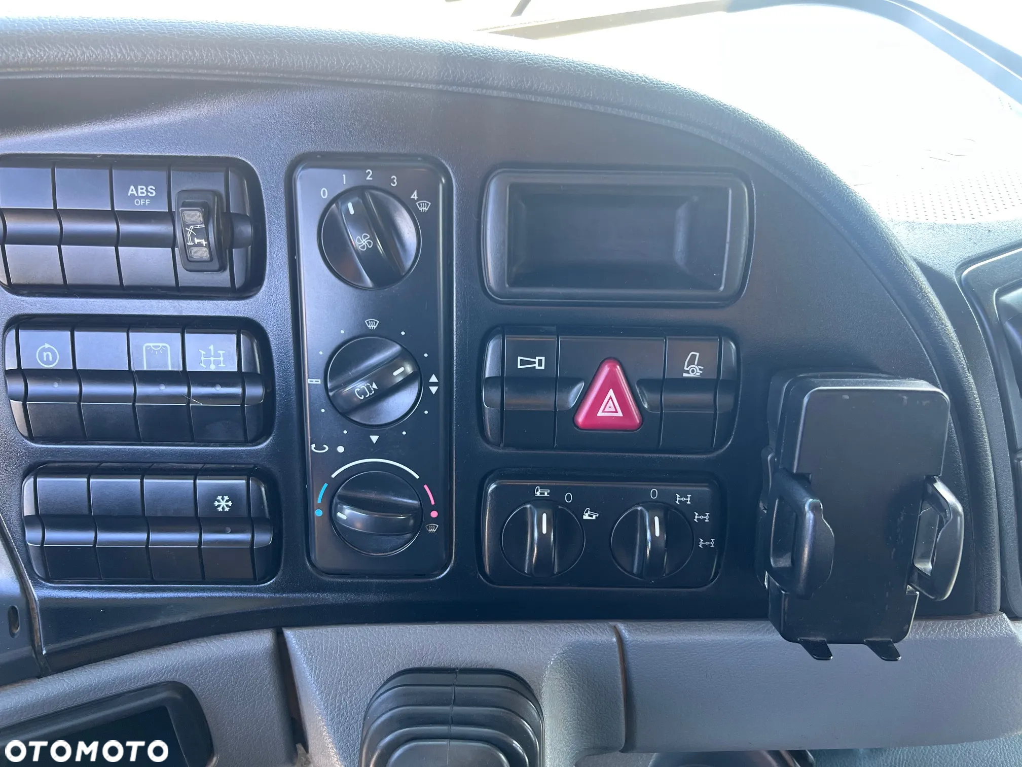 Mercedes-Benz ACTROS 4x4 1844 2144 AK HDS HIAB 12M - 29
