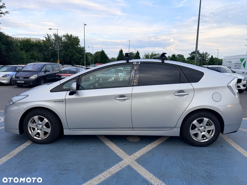 Toyota Prius 1.8 HSD Prestige - 5