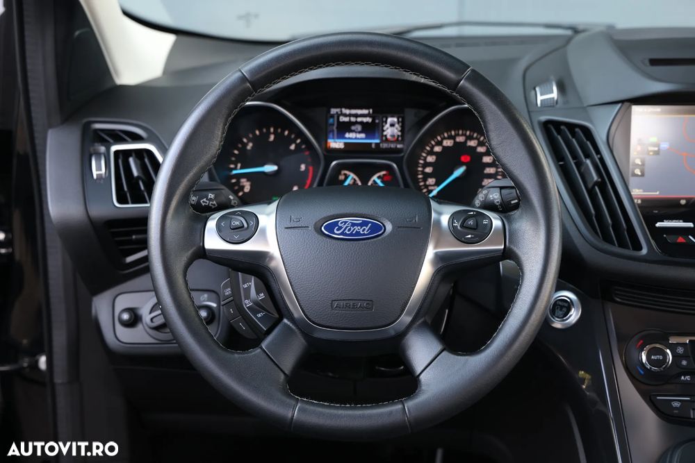Ford Kuga 2.0 TDCi 4x4 Aut. ST-Line - 30