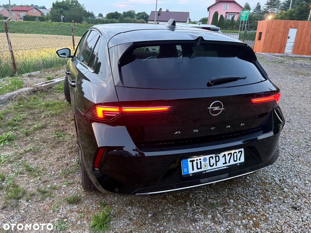 Opel Astra 1.2 T Business Elegance S&S - 11