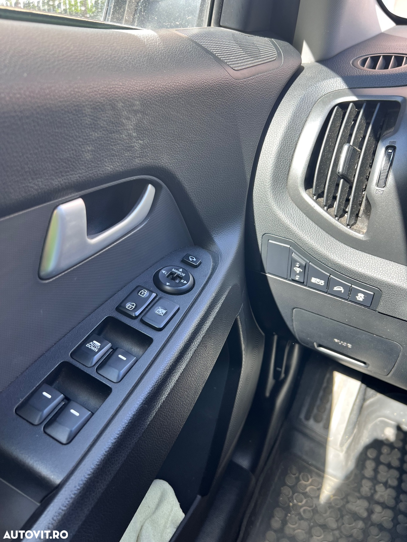 Kia Sportage - 12
