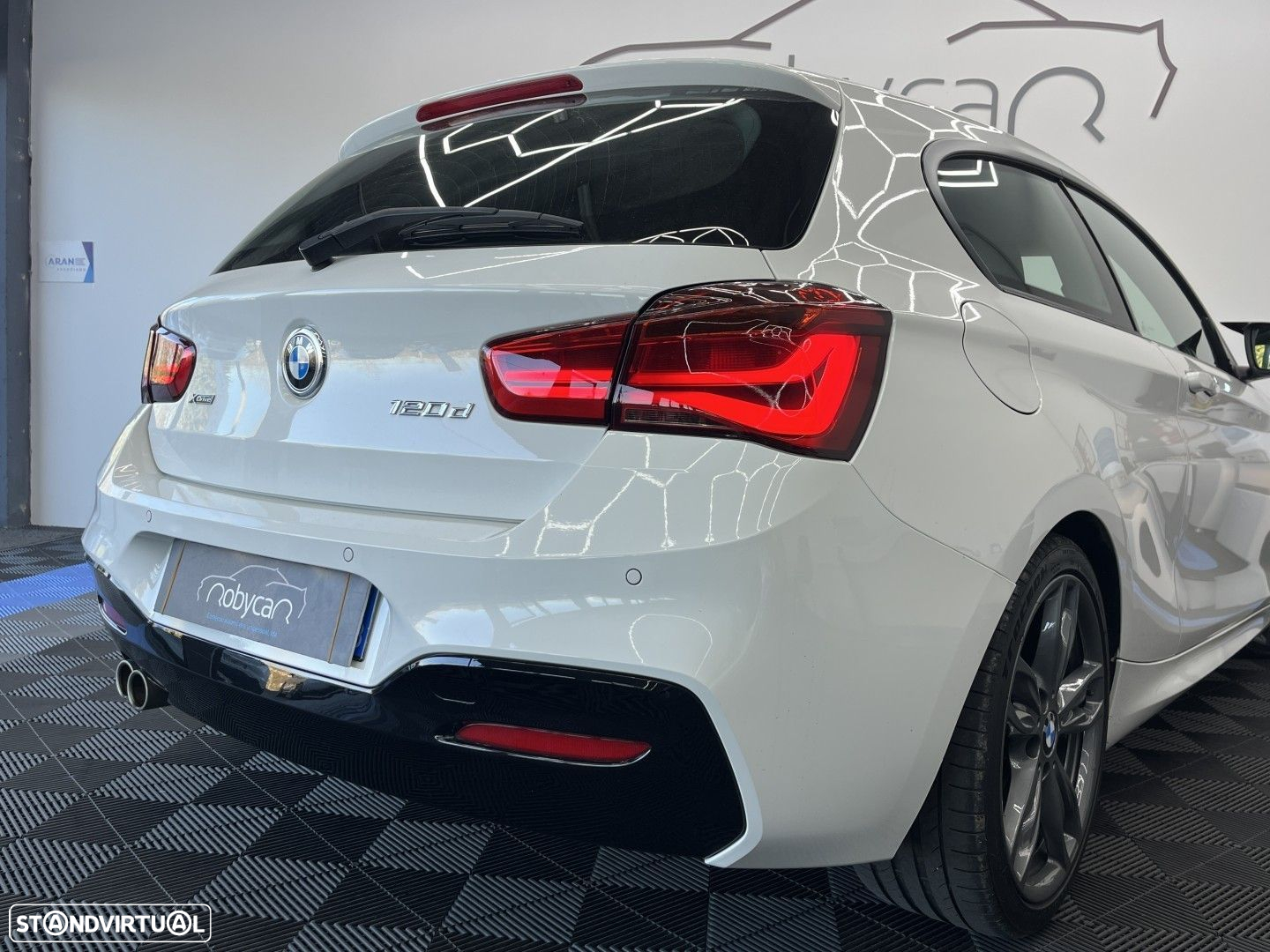 BMW 120 d xDrive Advantage - 8