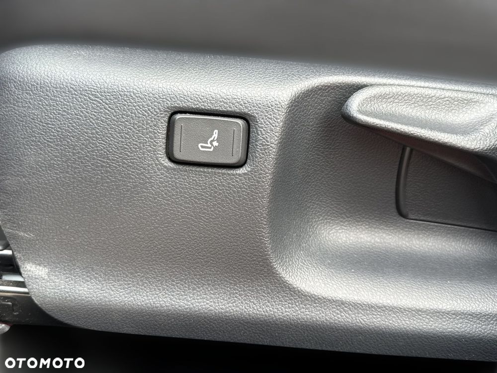 Toyota Yaris Hybrid 1.5 Comfort - 24