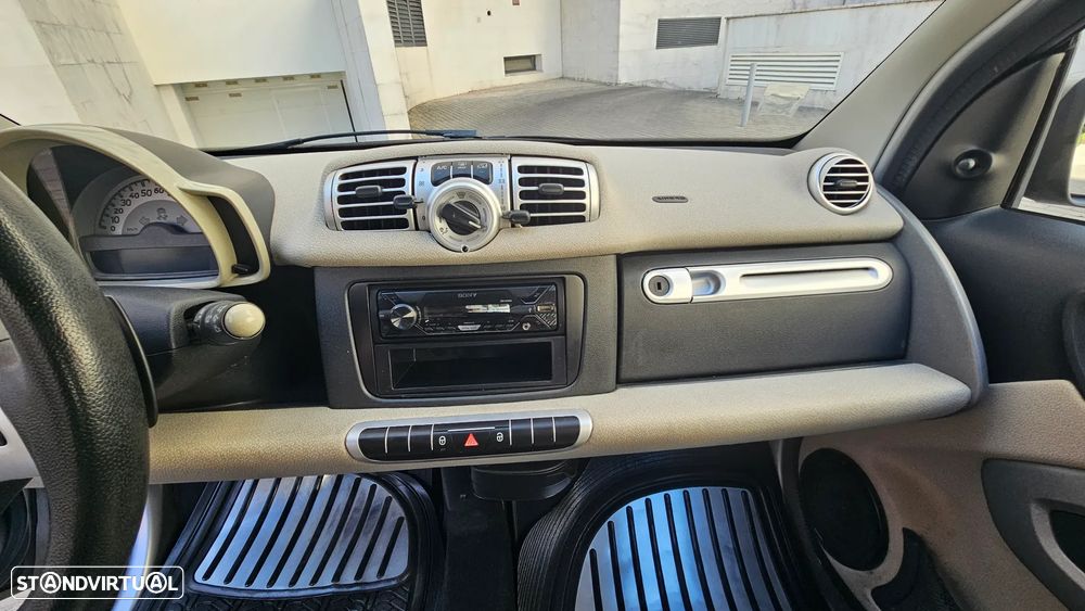 Smart ForTwo Coupé 1.0 mhd Passion 71 Softouch - 16