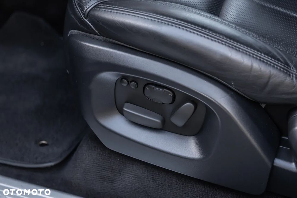 Land Rover Range Rover Sport 3.0 V6 HSE Dynamic - 16