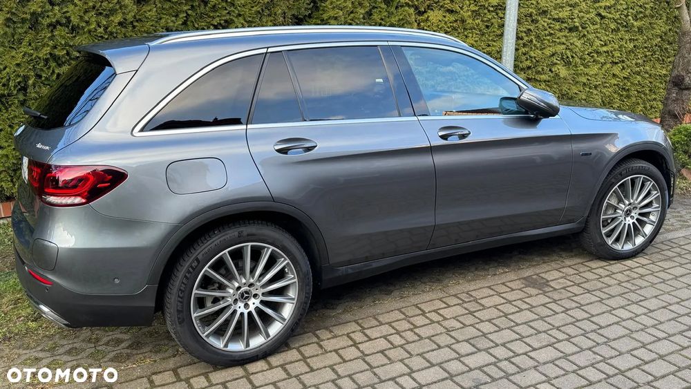 Mercedes-Benz GLC 300 4-Matic - 3