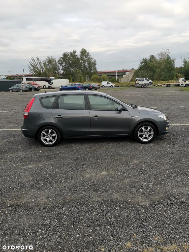 Hyundai i30 - 21