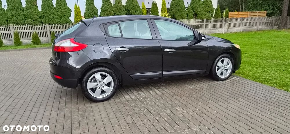 Renault Megane 1.6 16V 110 Dynamique - 8