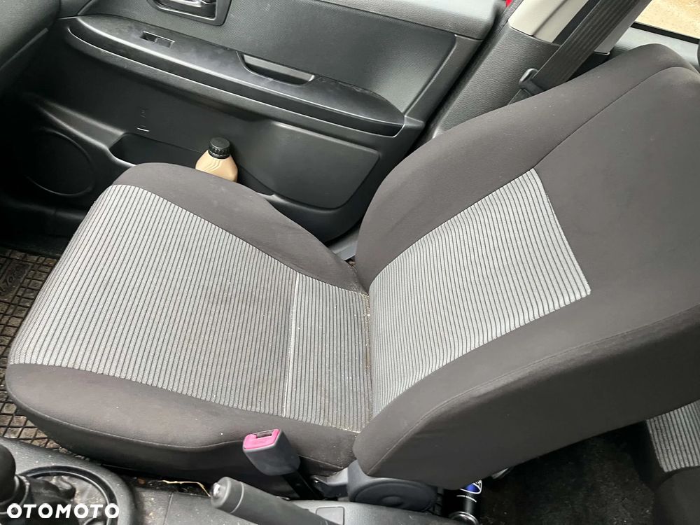 Fiat Sedici - 18