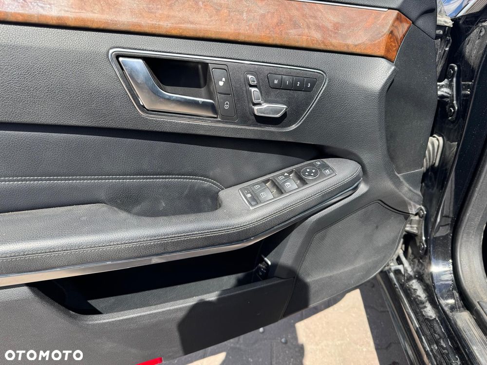 Mercedes-Benz Klasa E - 9