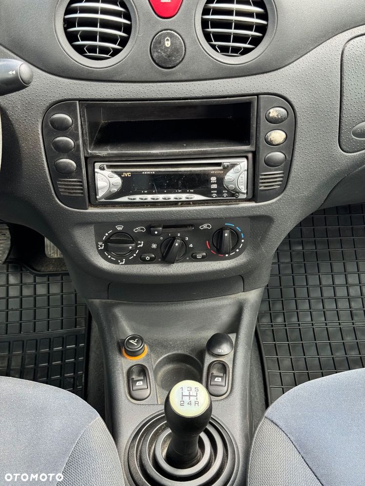 Citroën C3 1.4i Furio - 17
