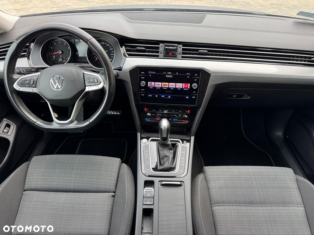 Volkswagen Passat 2.0 TSI Business DSG - 13