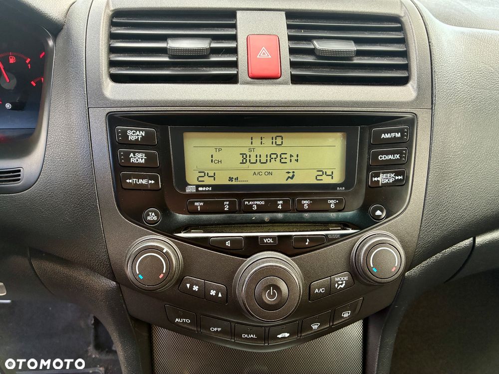 Honda Accord 2.0 i Executive - 31