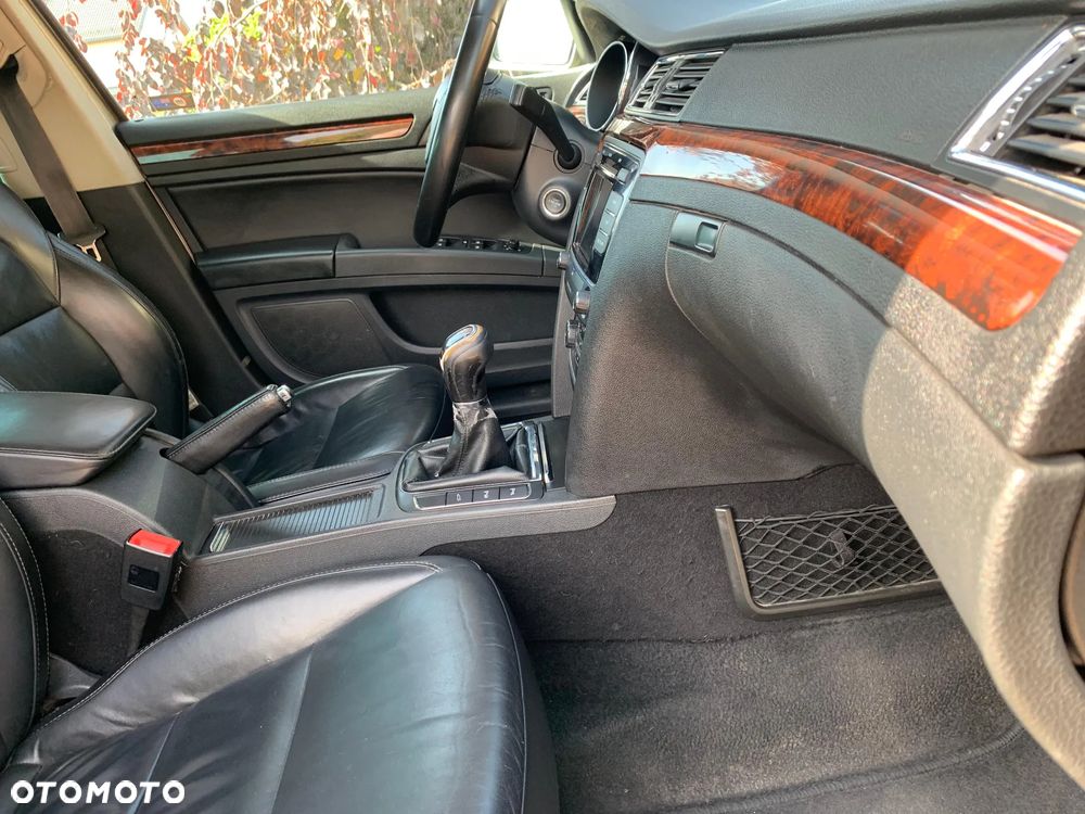Skoda Superb 2.0 TDI 4x4 Elegance - 21