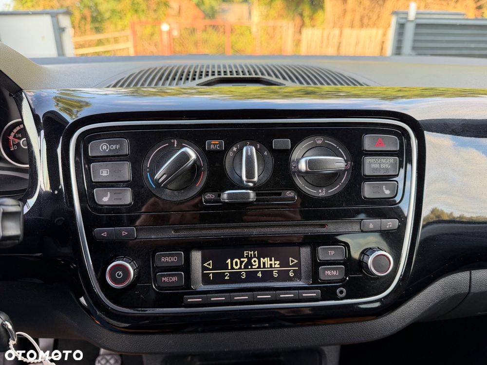 Volkswagen up! BlueMotion Technology high - 18