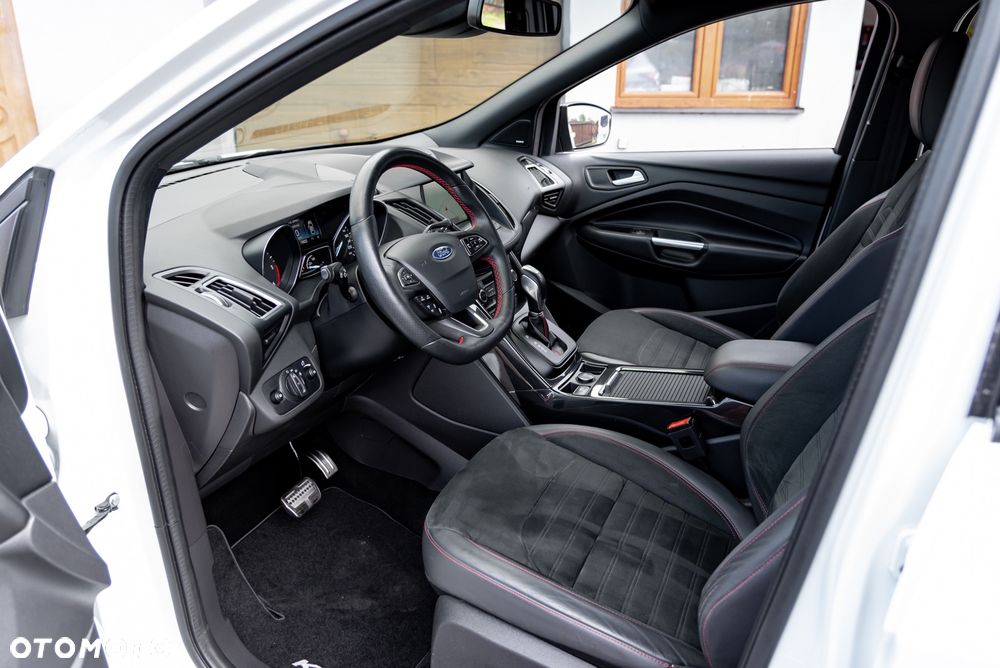 Ford Kuga - 21