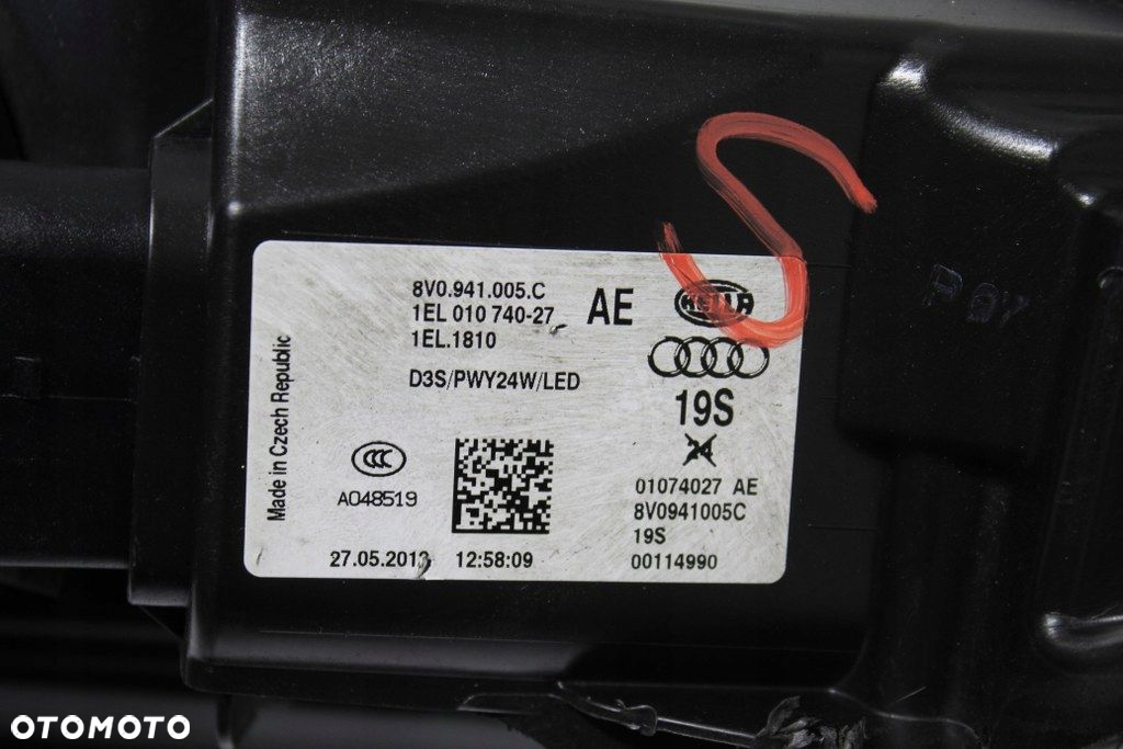 Audi A3 8V Xenon Lampa Przednia Przód Lewa Zerwana W Środku - 6