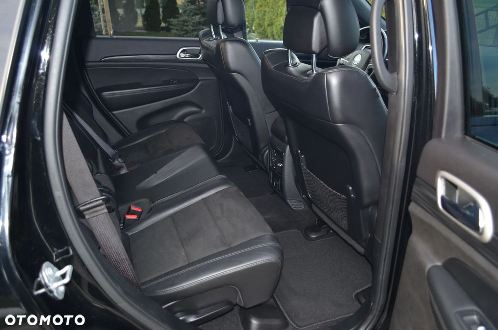 Jeep Grand Cherokee - 13