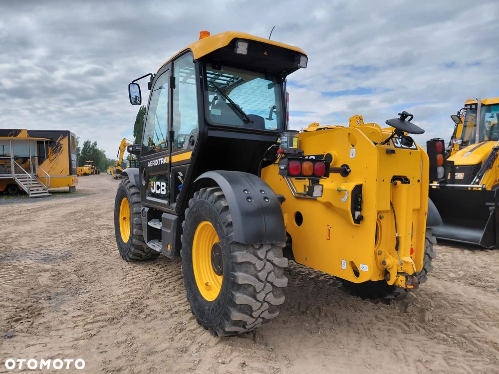 JCB 542-70 Agri Xtra - 4