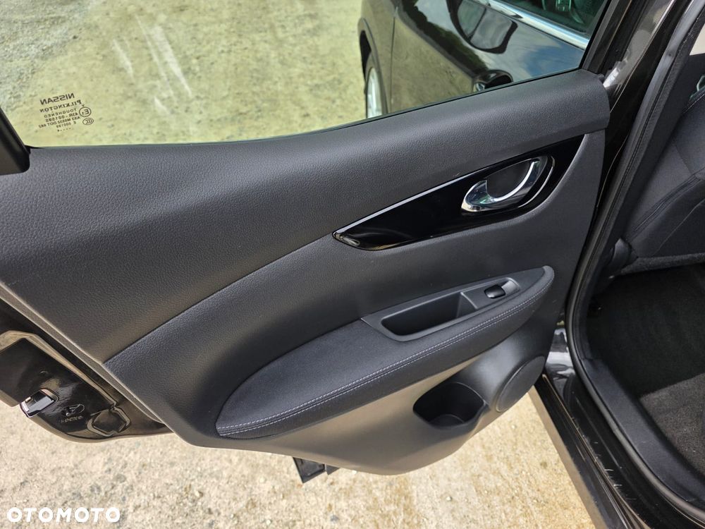 Nissan Qashqai - 17