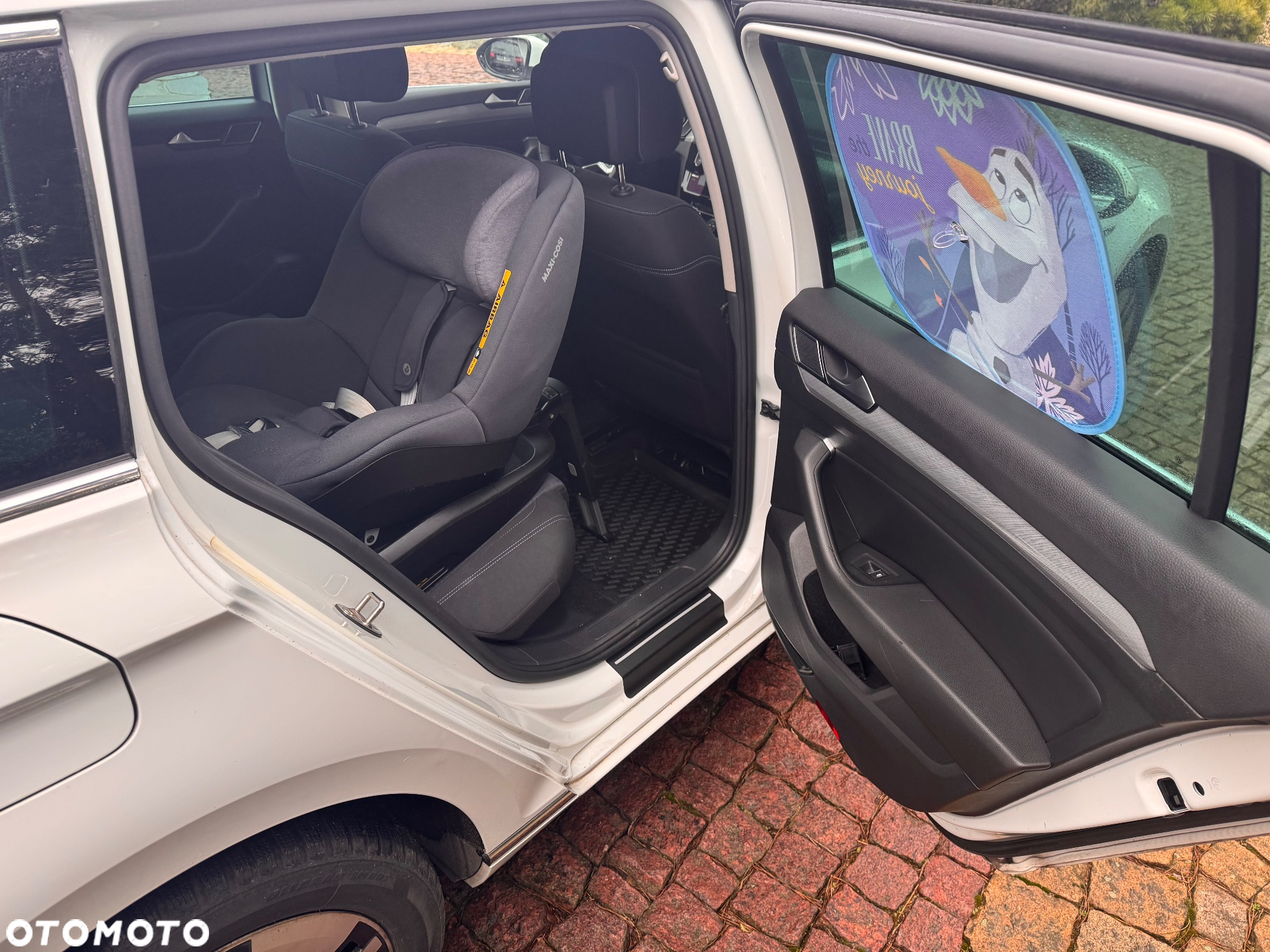 Volkswagen Passat - 10