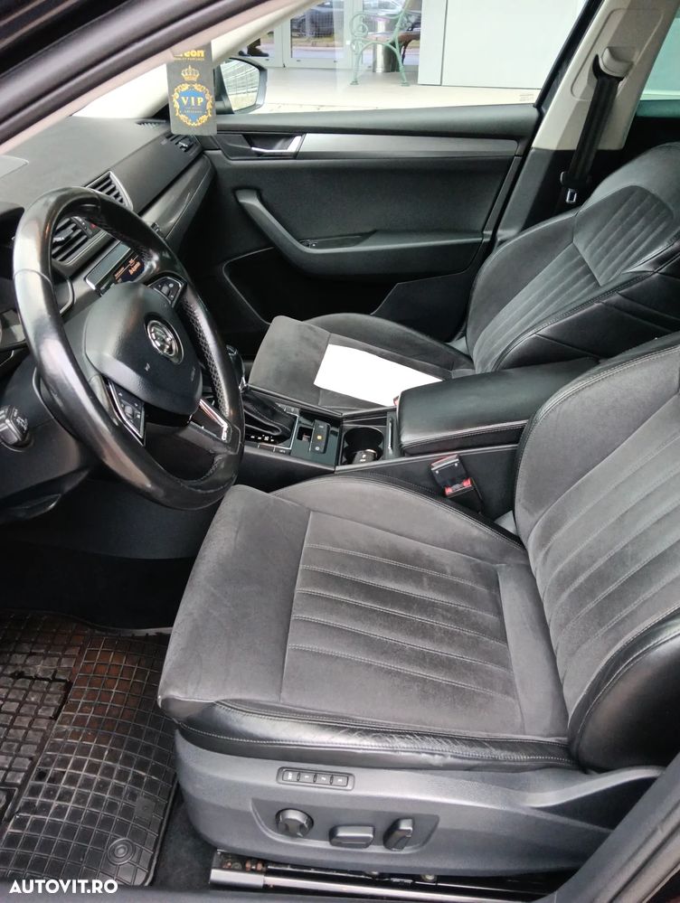 Skoda Superb 2.0 TDI DSG Ambition - 4
