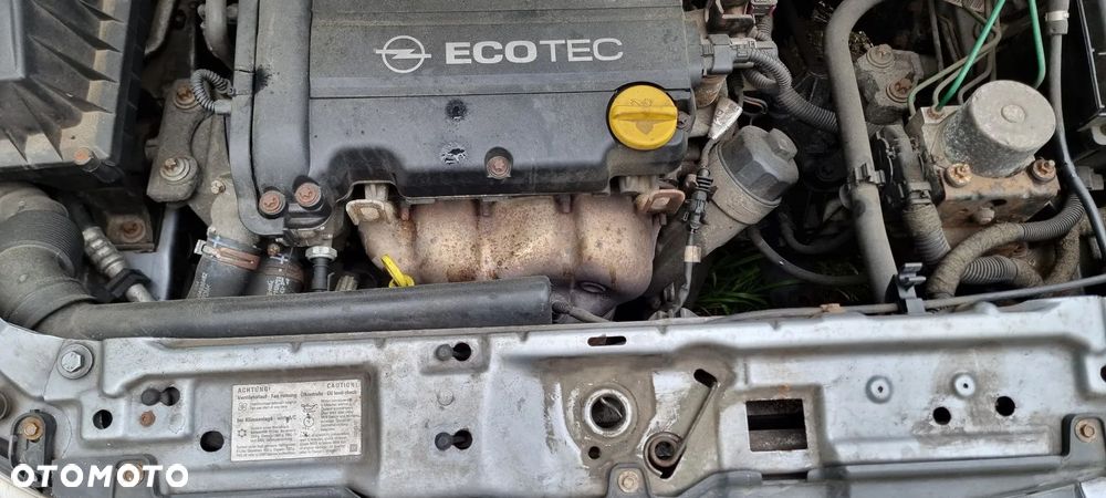 Opel Corsa - 15