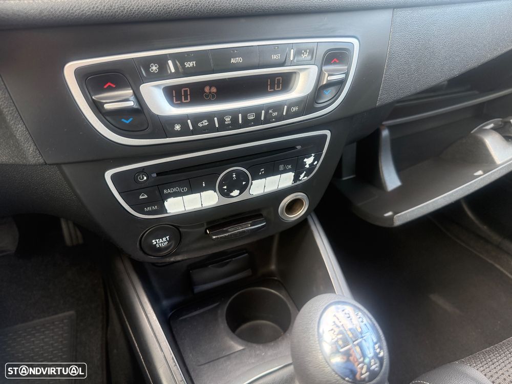 Renault Mégane Coupe 1.5 dCi Dynamique CO2 Champion - 10