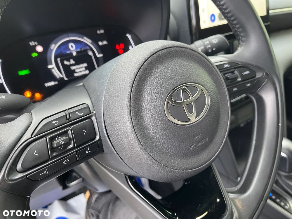 Toyota Yaris Cross Hybrid 1.5 Executive - 13