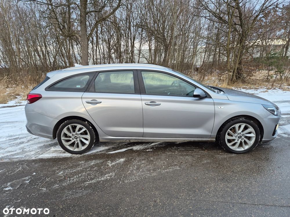 Hyundai i30 1.5 DPI Comfort - 3