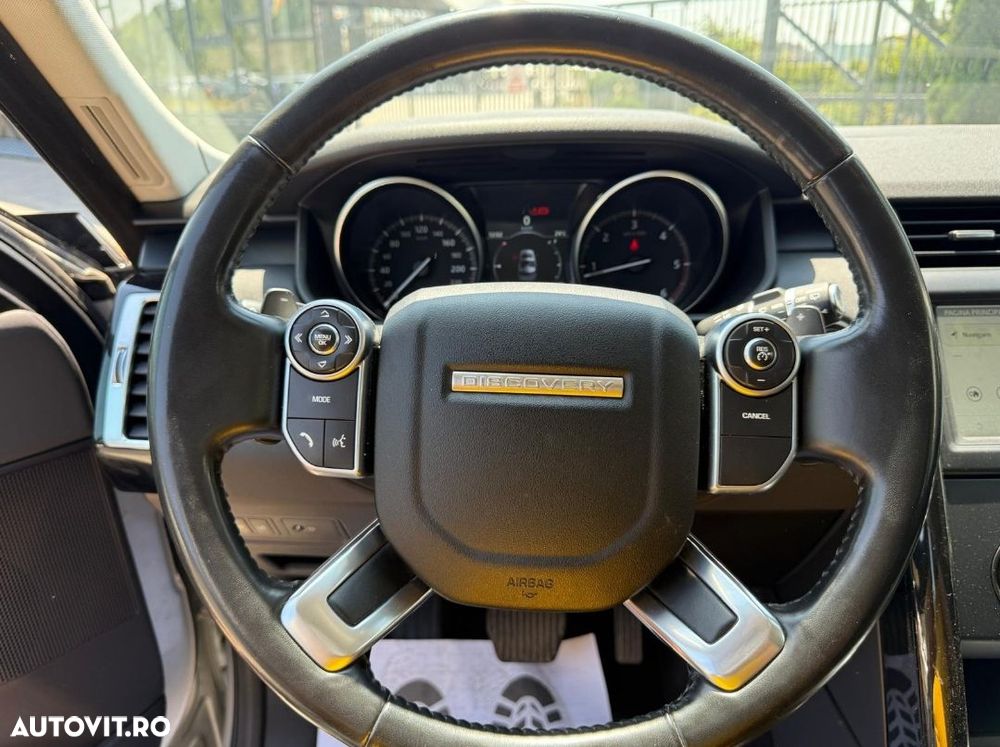 Land Rover Discovery Sport - 8