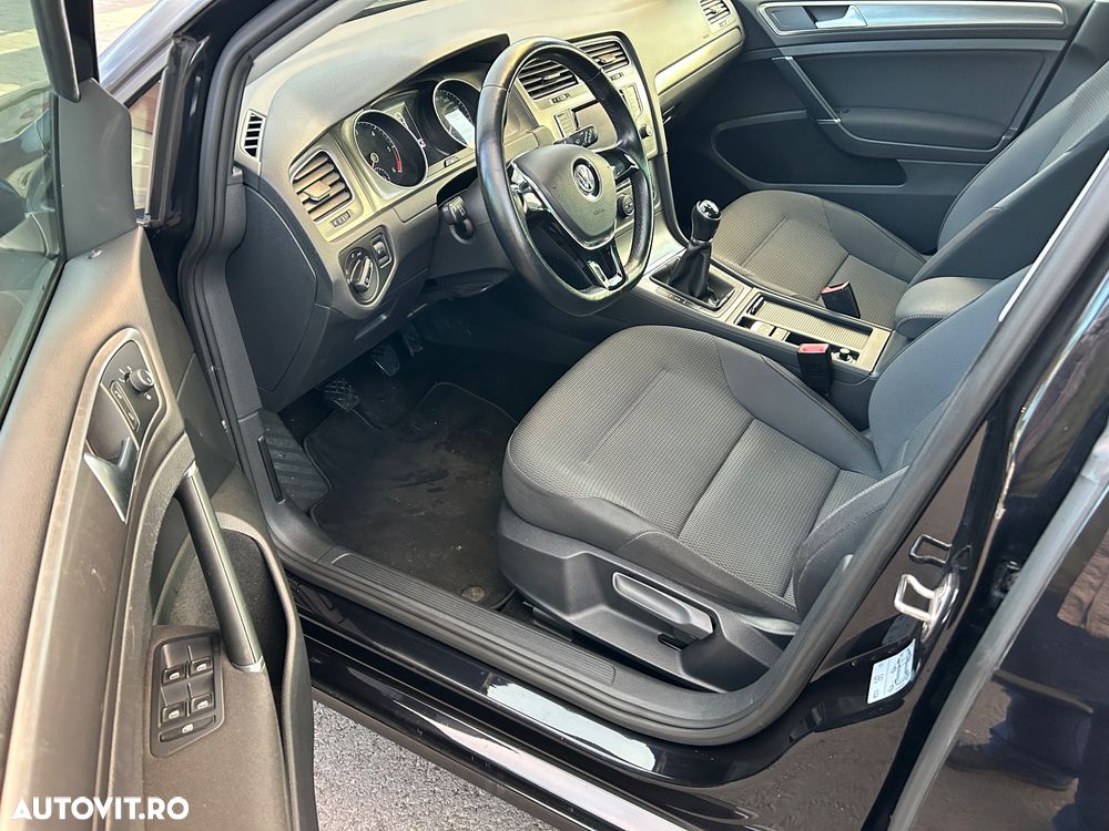 Volkswagen Golf 1.6 TDI BlueMotion Technology Trendline - 13