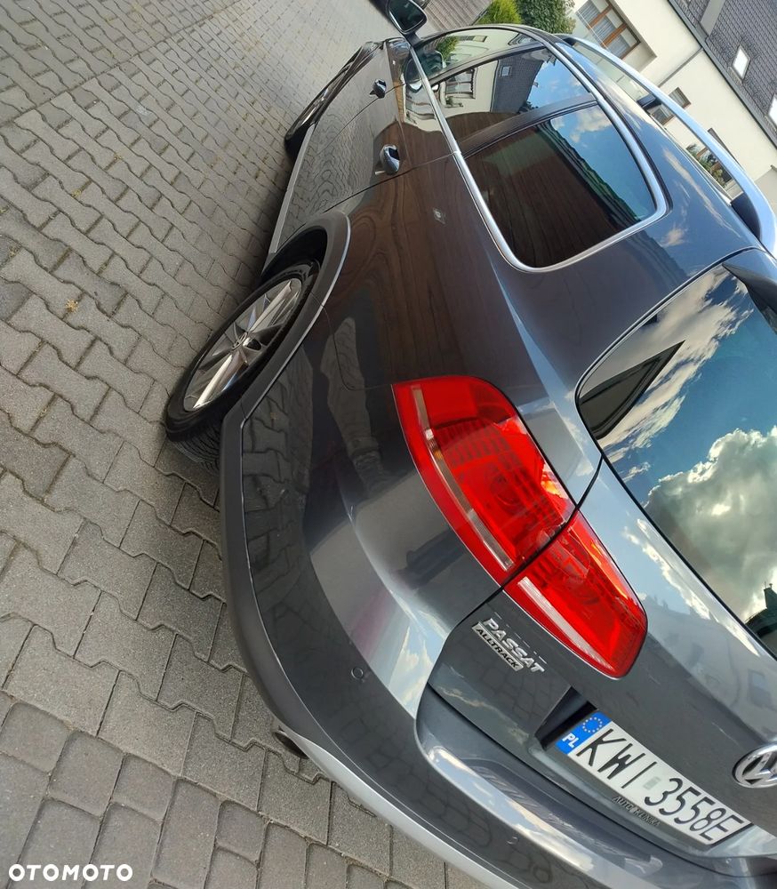 Volkswagen Passat Alltrack 2.0 TDI 4Mot DSG - 11