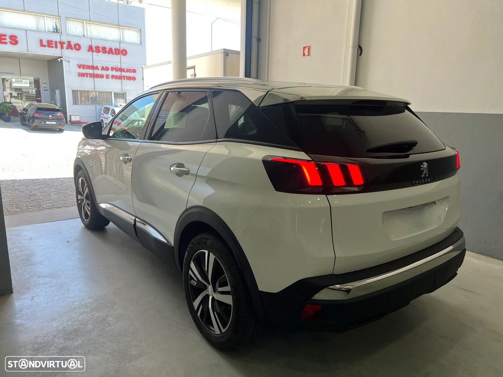 Peugeot 3008 1.2 PureTech Allure Pack EAT8 - 4