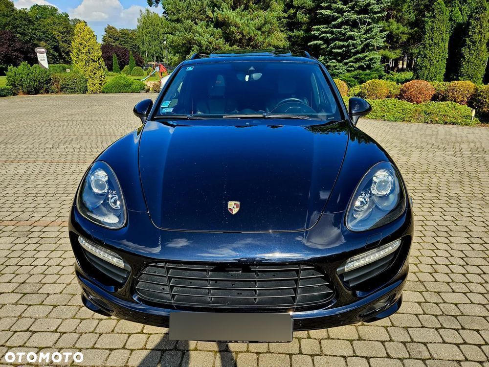 Porsche Cayenne - 4