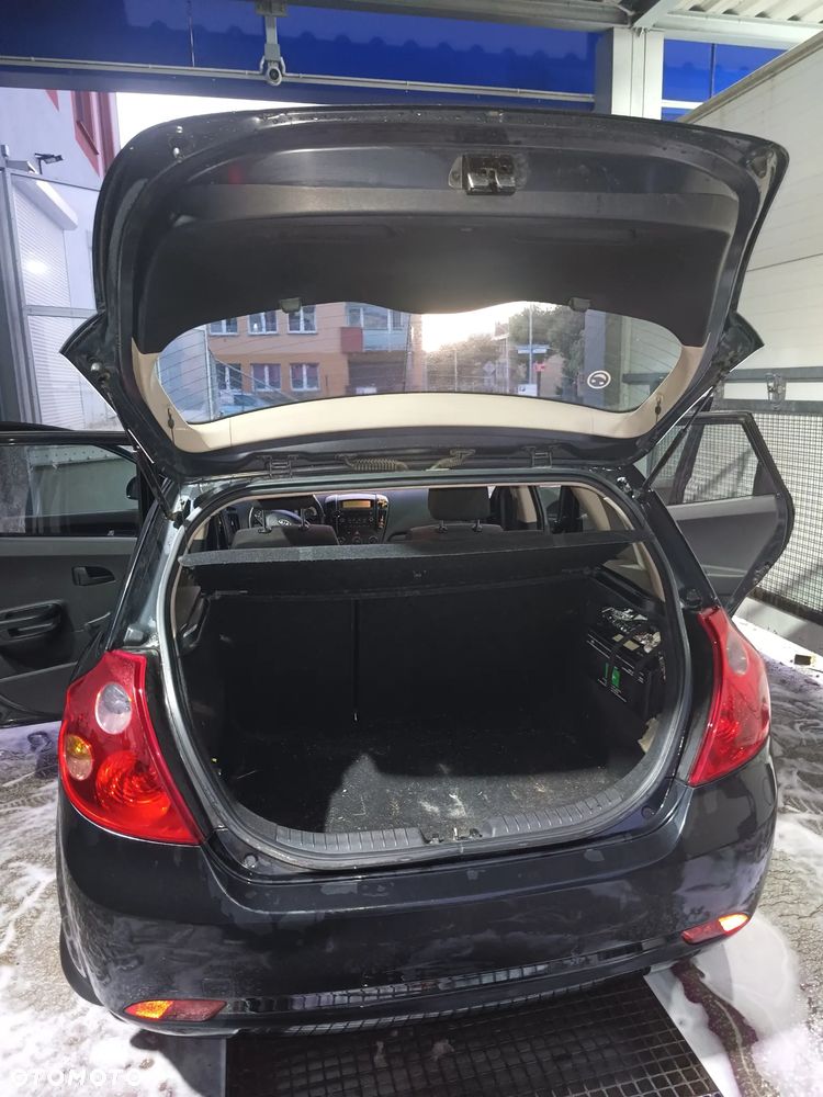 Kia Ceed 1.6 Comfort - 2