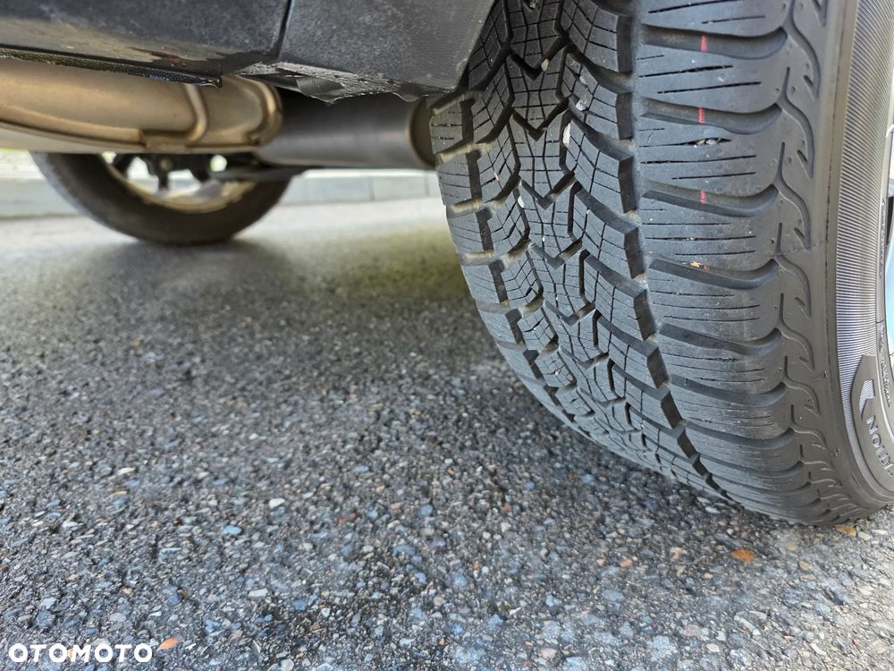 Volkswagen T-Roc - 18