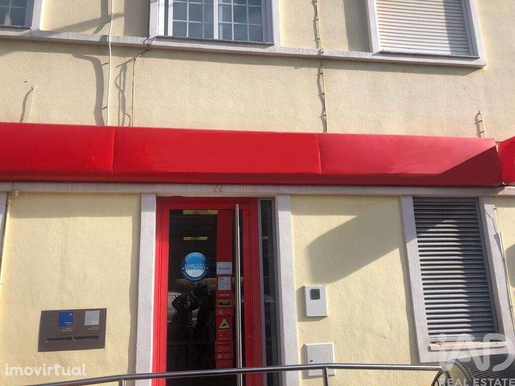 Loja / Estabelecimento Comercial em Carregado e Cadafais de 124,00 m2 - Grande imagem: 2/9