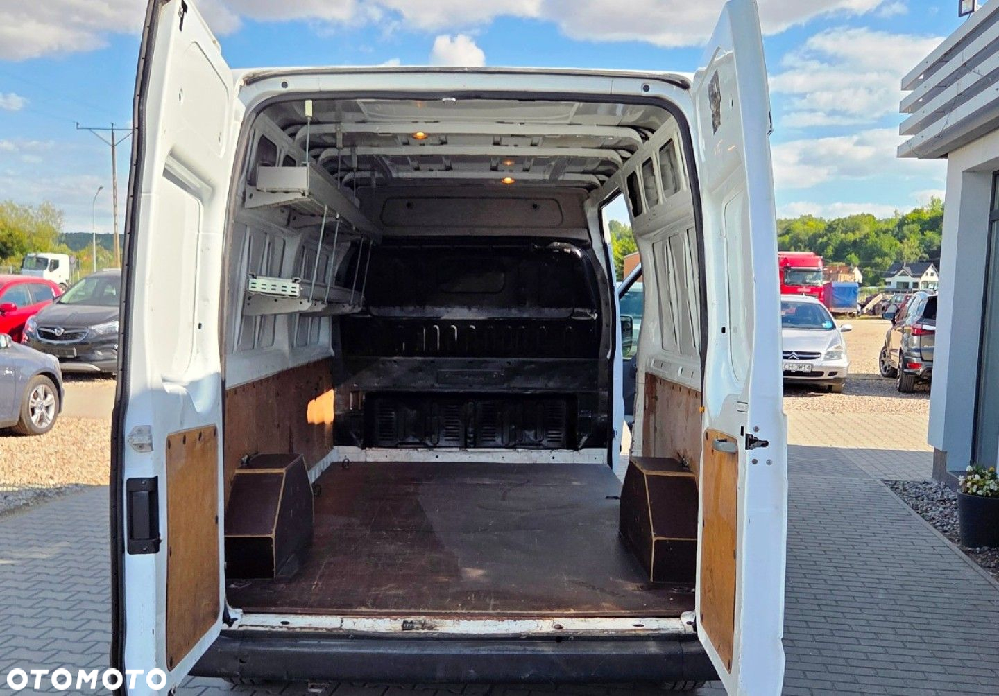 Ford Transit - 33
