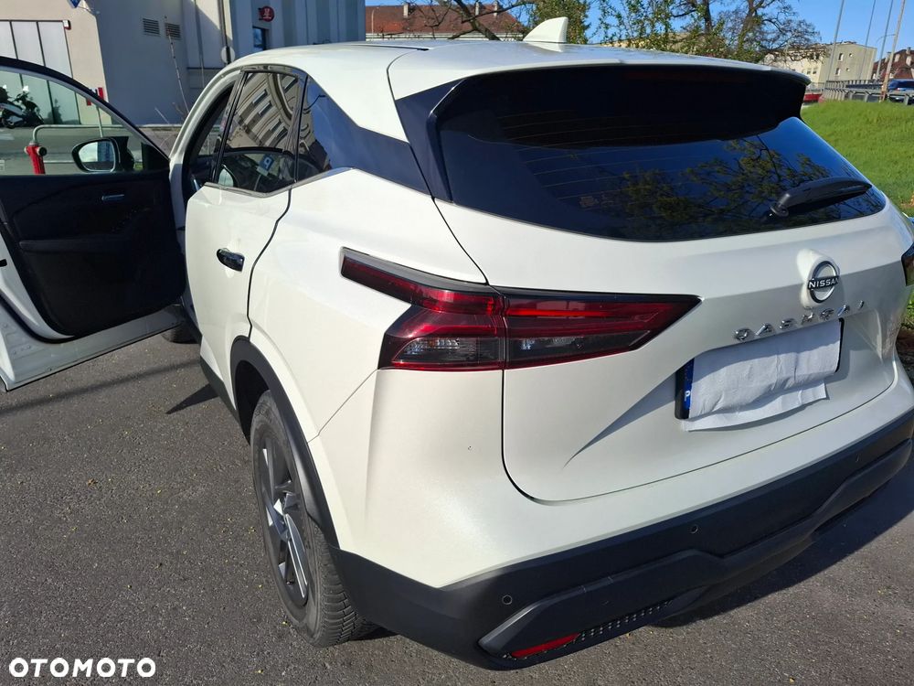 Nissan Qashqai 1.3 DIG-T MHEV Acenta Xtronic - 17